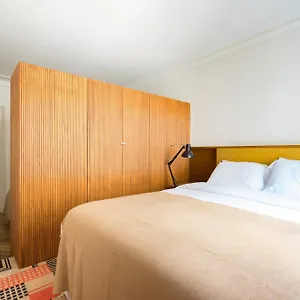 Pied A Terre Palestro Apartment Paris